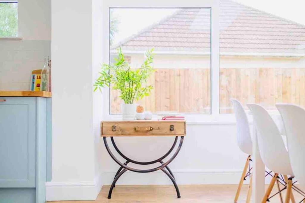 Gorgeous Luxury Chalet, New Forest & Coast & Hordle Esterno foto